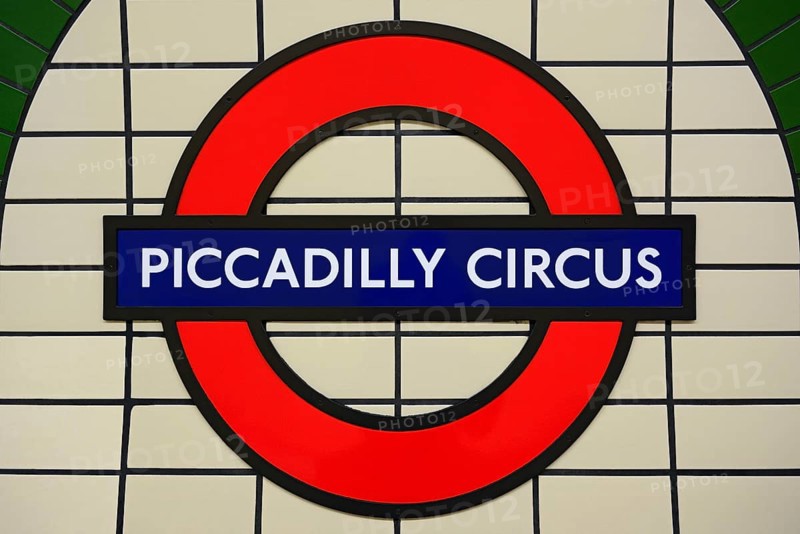 Piccadilly Circus underground station sign