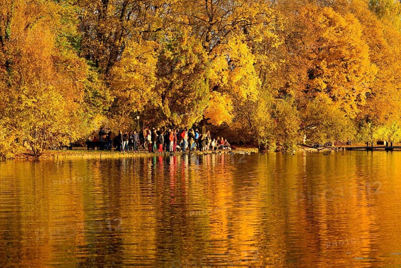 Autumn at Lake Kleinhesseloher See
