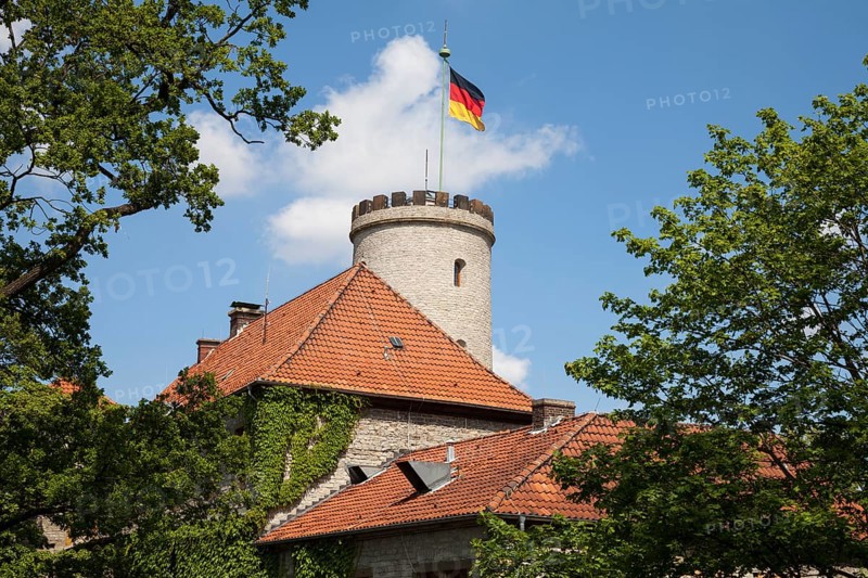Sparrenburg or Sparrenberg Castle with waving flag