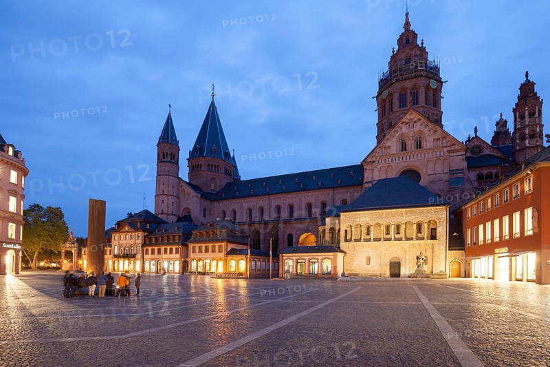 Mainz Cathedral and Heunensaule