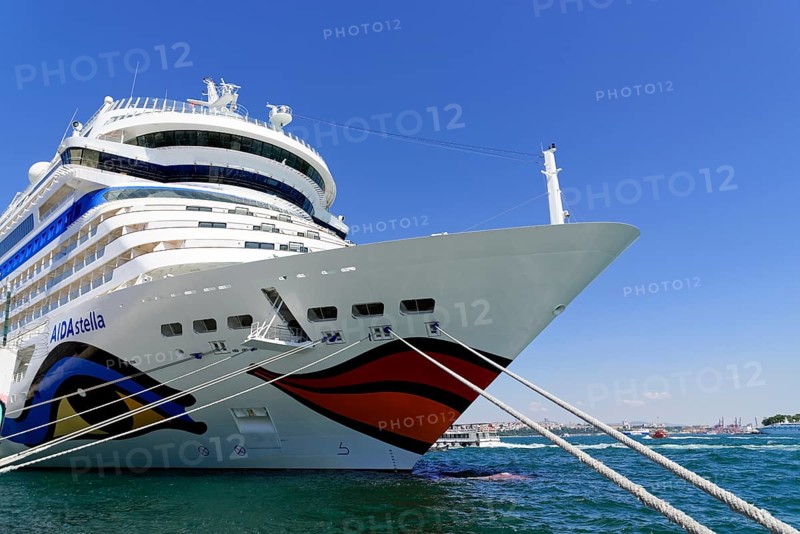 Cruise ship AIDAstella