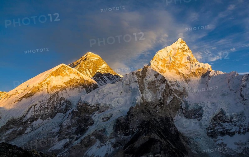 The mountain massifs around Mt. Everest