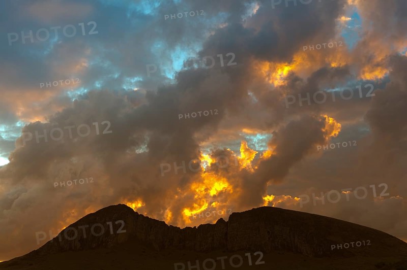 Rano Raraku volcano at sunset