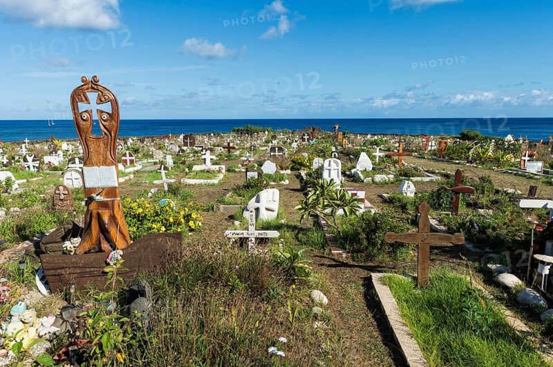 Hanga Roa cemetery