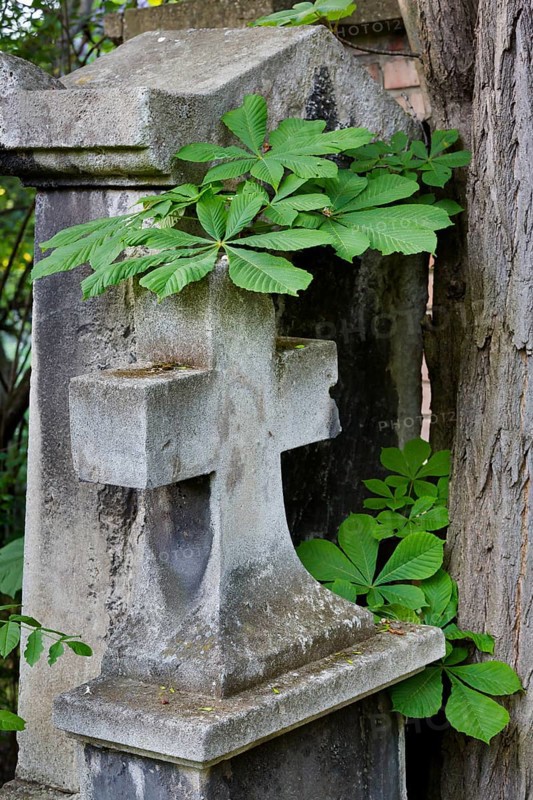 Grave cross
