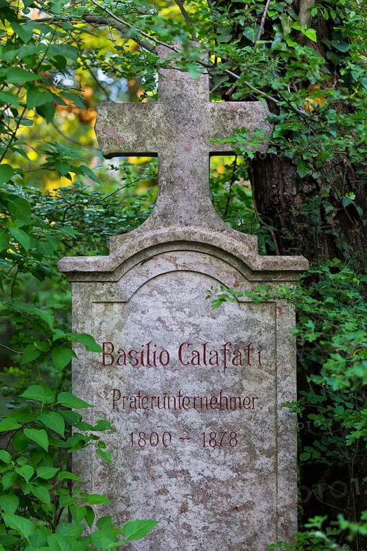 Grave of the Prater entrepreneur Basilio Calafati at the St. Marx Cemetery