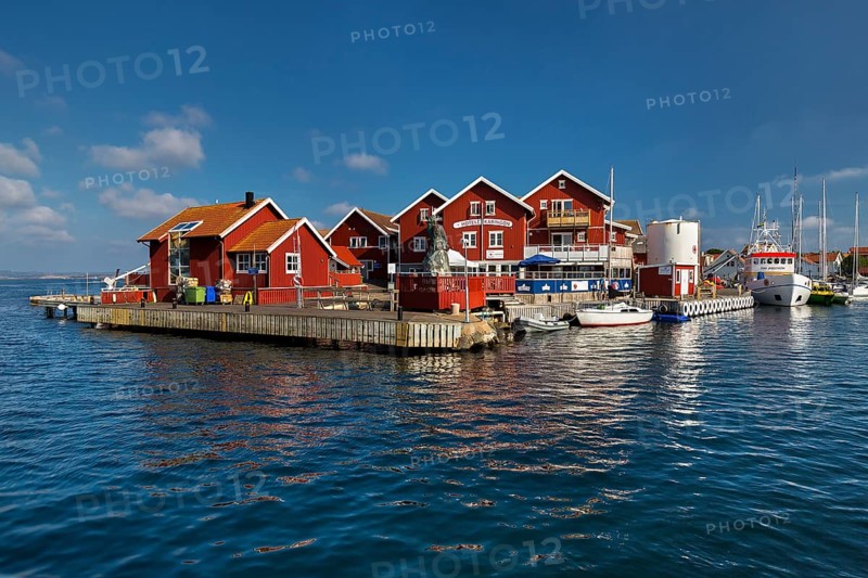 Harbour of Karingon island