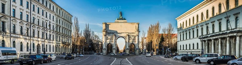 Siegestor arc with university building and Ludwigstrasse road