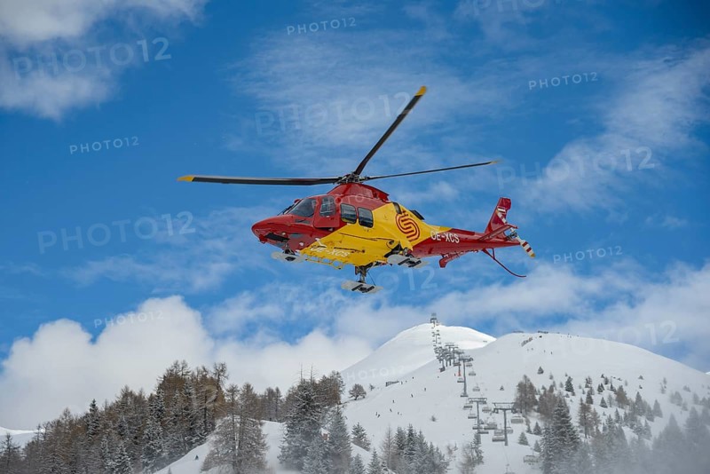 Helicopter in front of Mount Tscheyeck