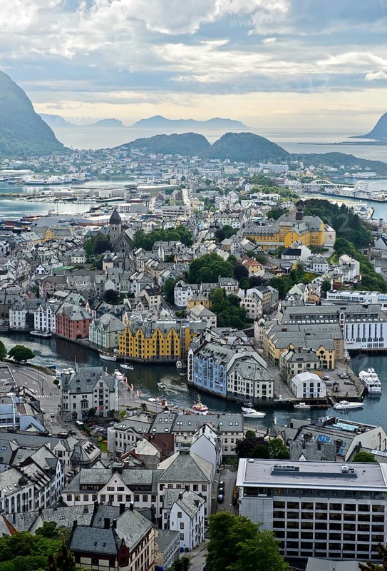 View from the Aksla hill to Alesund