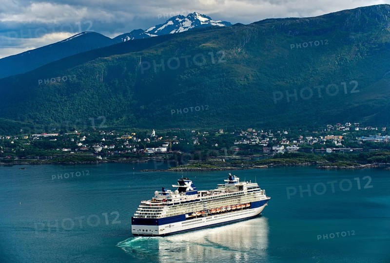 Cruise ship Celebrity Constellation