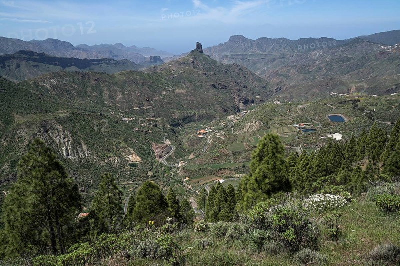 View from Cruz de Tejeda to the mountains