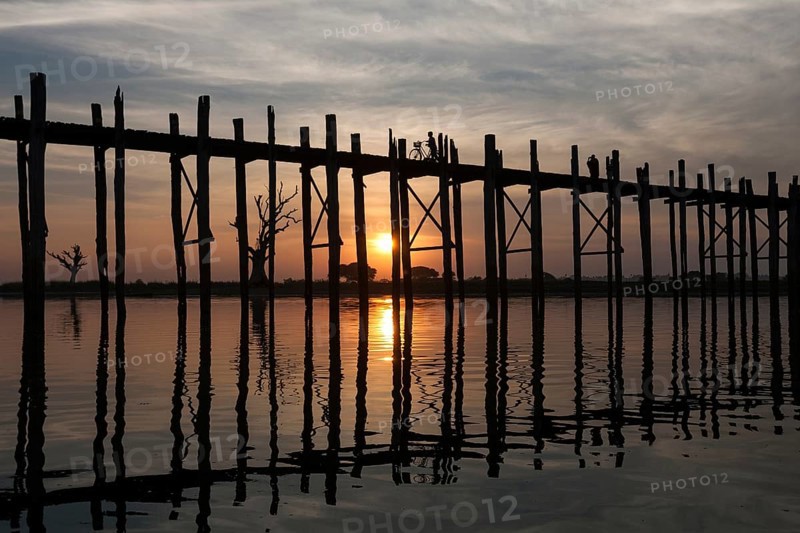 People walking on the U Bein Bridge