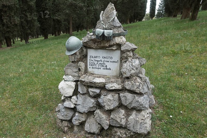 Symbolic grave stone of the Unknown Soldier