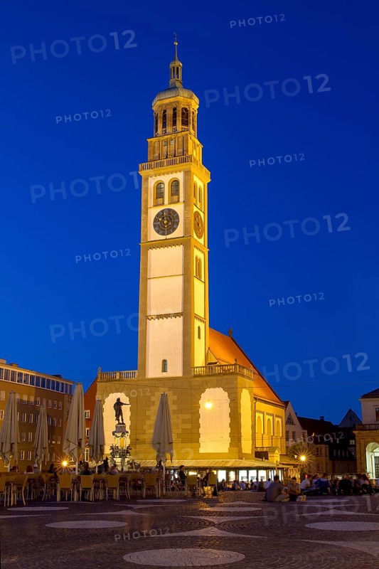 Perlachturm in the evening