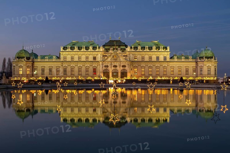 Christmas lights with Christmas Market in front of Belvedere Palace