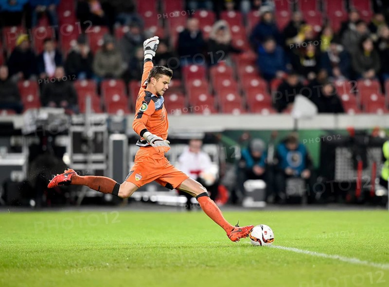 Goalkeeper Mitch Mitchell Langerak