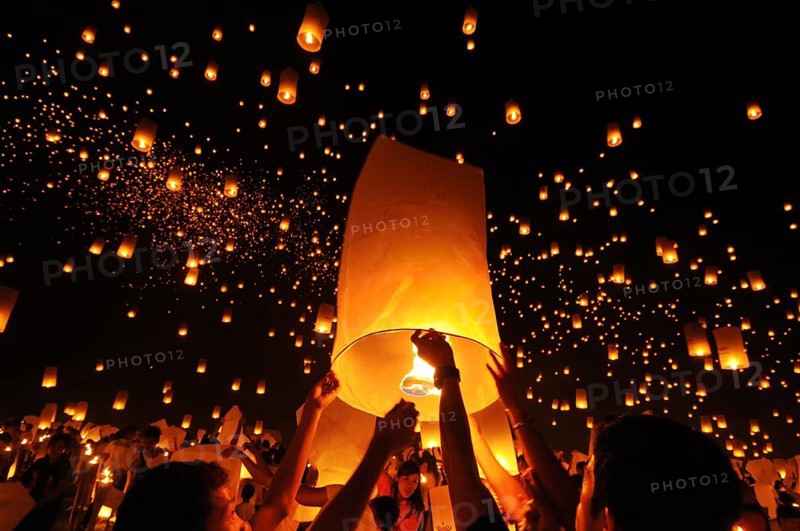Light of Peace Festival of the Dhammakaya Foundation with 15