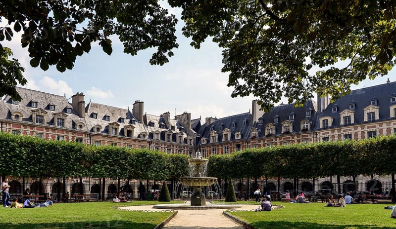 Place des Vosges