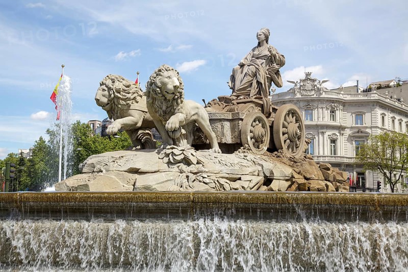 Cibeles Fountain in Cibeles Square