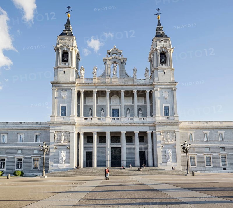 Santa Maria la Real de La Almudena Cathedral