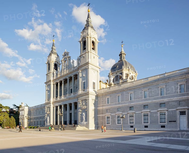Santa Maria la Real de La Almudena Cathedral