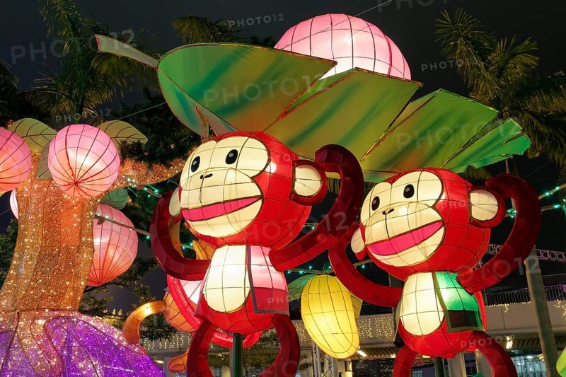 Monkey figures as lanterns
