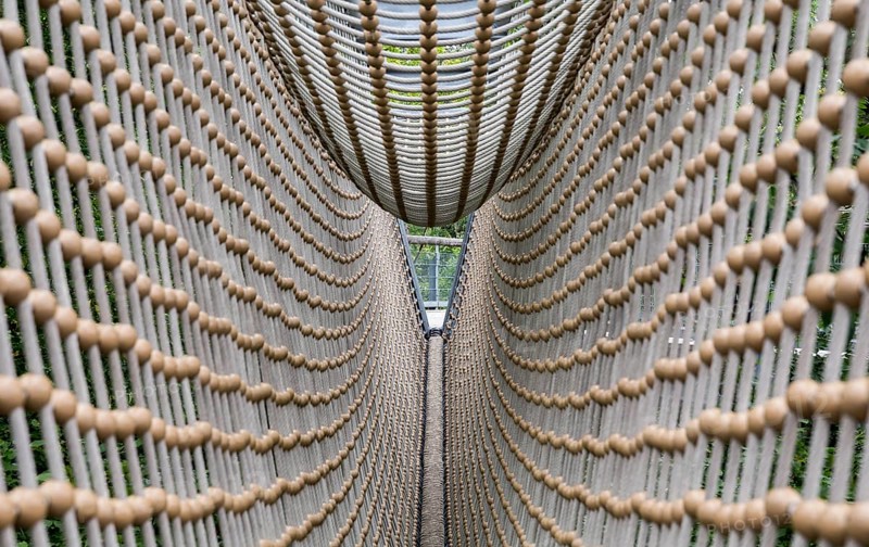 Rope tunnel