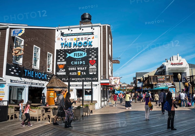 Shops and restaurants at Pier 39