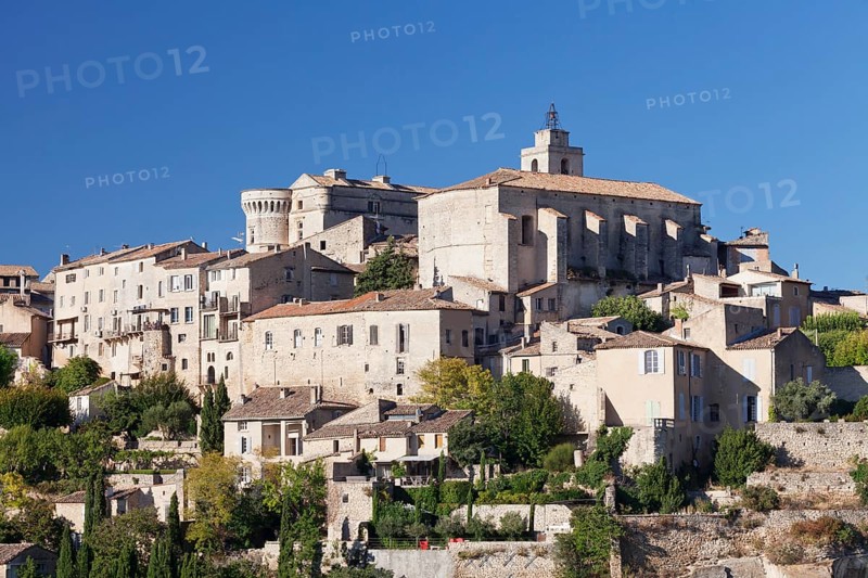Historic centre with Renaissance castle