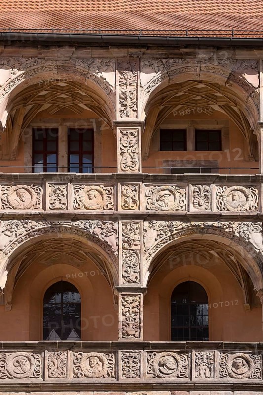 Arcades with reliefs