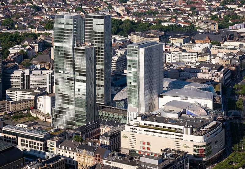 Palais Quartier and Jumeirah Hotel