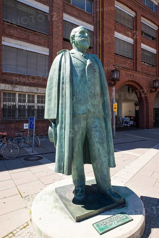 Adam Opel monument in front of Opel's main portal