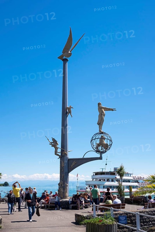 Magic Column by Peter Lenk