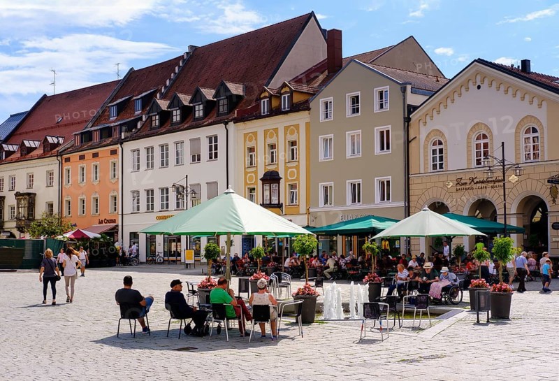 Upper town square with gastronomy