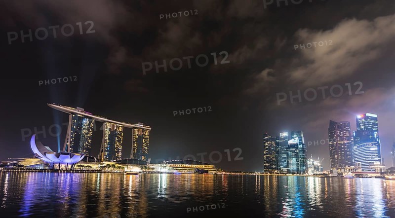 Laser show at the Marina Bay Sands Hotel and downtown area