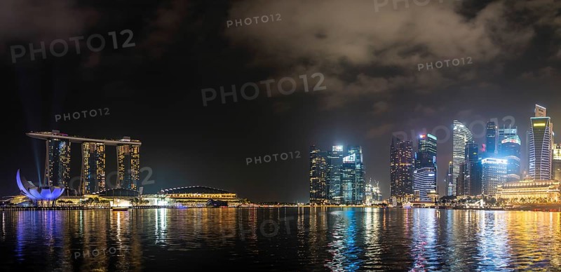 Laser show at the Marina Bay Sands Hotel and downtown area