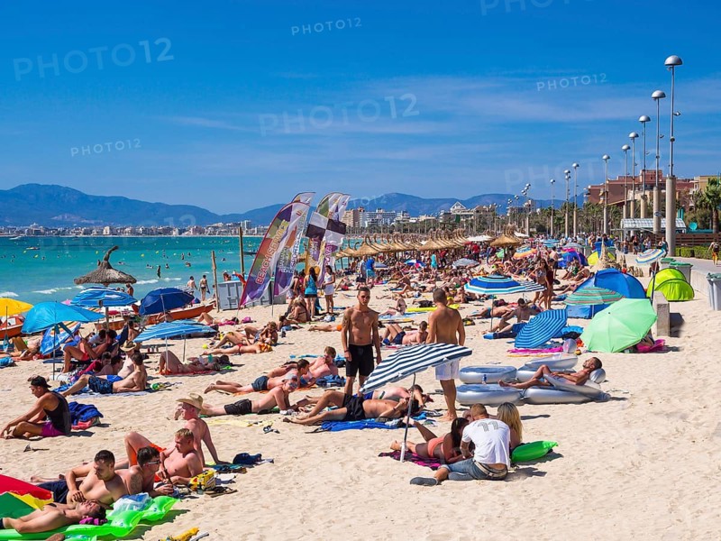 Crowded beach