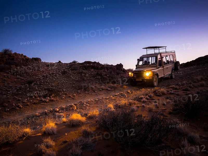 Land Rover driving in the Kulala Wilderness Reserve