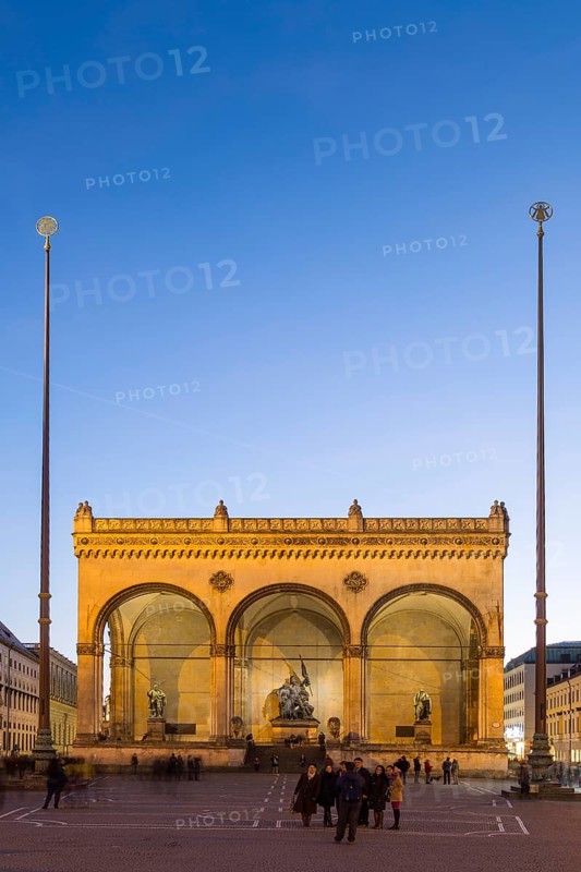 Feldherrnhalle in the evening light