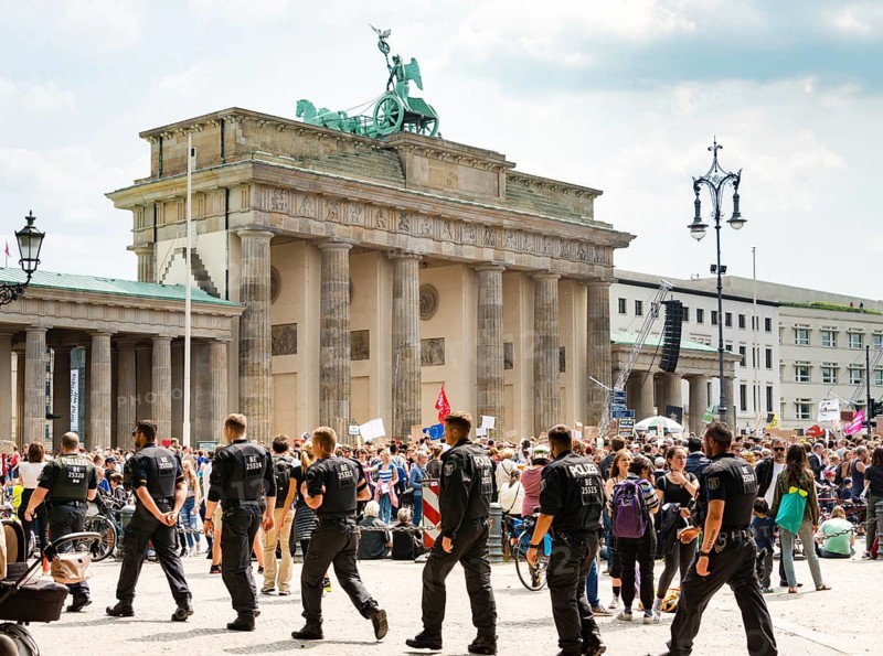 Police at Fridays for Future