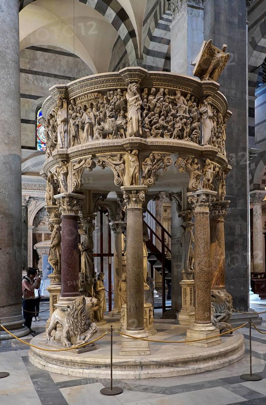 Marble pulpit by Giovanni Pisano in the Cathedral of Pisa
