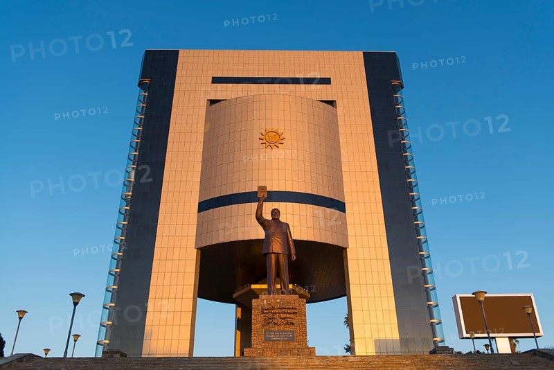 Monument of former president Dr. Sam Nujoma in front of Independence Memorial Museum