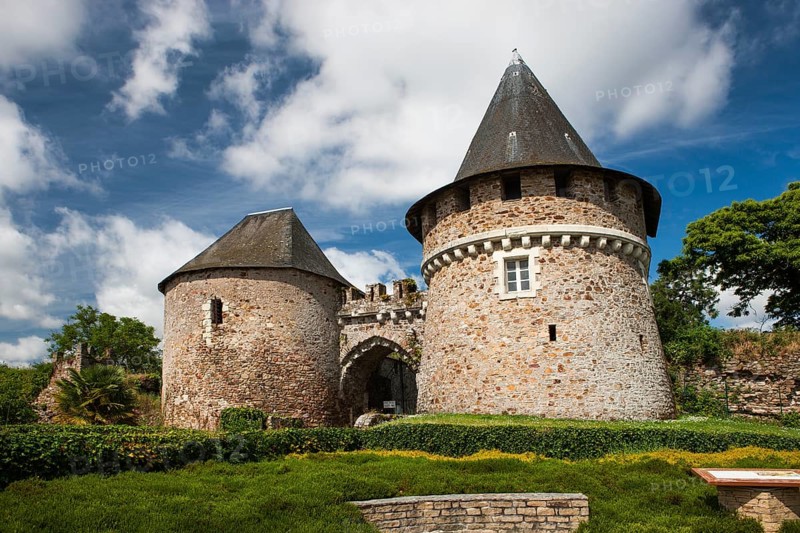 Gate to the Chateau de Champtoceaux