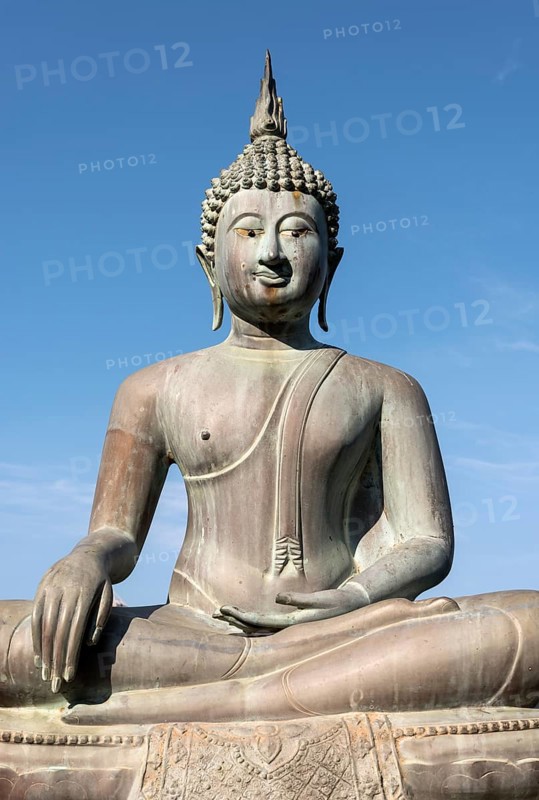 Buddha statue at Seema Malakaya Meditation Centre