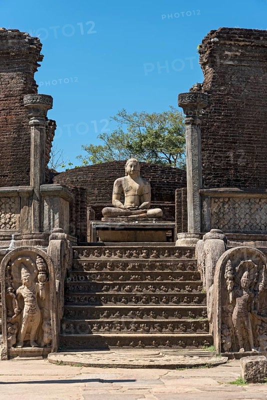 Buddha statue