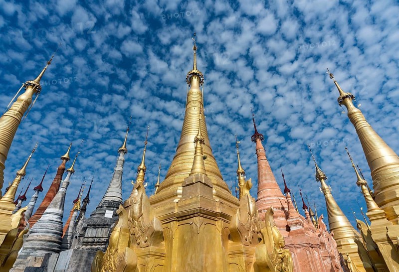 Golden stupas of Shwe Inn Thein Paya