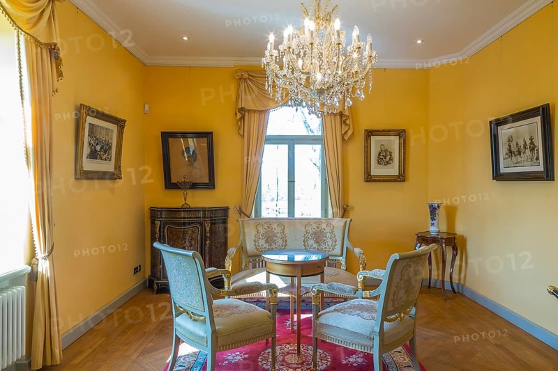 Ladies' salon in Villa Teresa