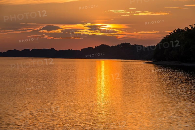 Sunset over the Danube