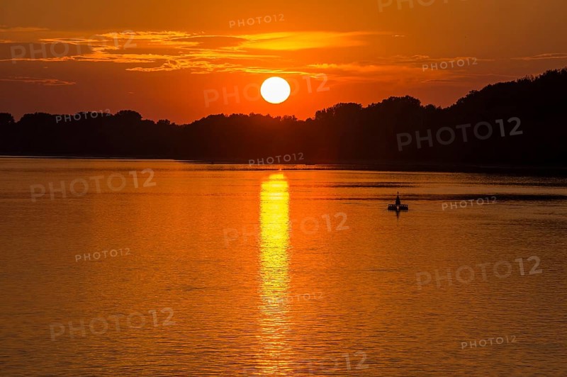 Sunset over the Danube